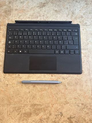 Microsoft Surface Pro 7+Stylet Surface Pen+Teclado