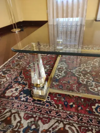 Mesa centro cristal dorada cuadrada