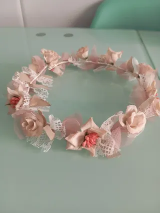 Corona de flores para comunión