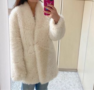 Chaqueta pelo MANGO beige/blanca