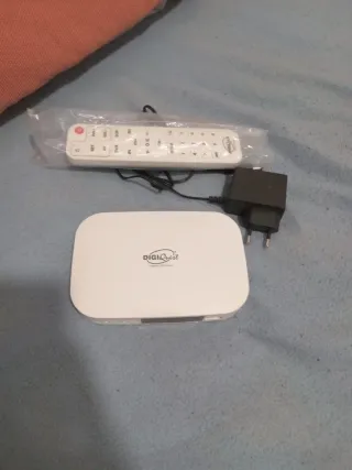 DIGIQuest TDT con mando