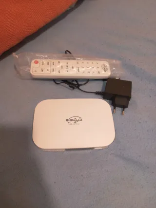 DIGIQuest TDT con mando