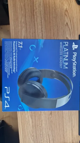Auriculares Inalámbricos Sony PS4 Platinum