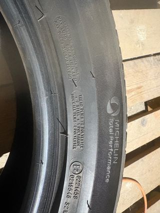 Neumático Michelin E-Primacy 245/50 R20