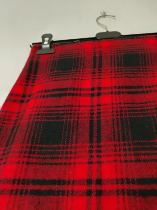 Minigonna tartan Piombo rossa nera con frange