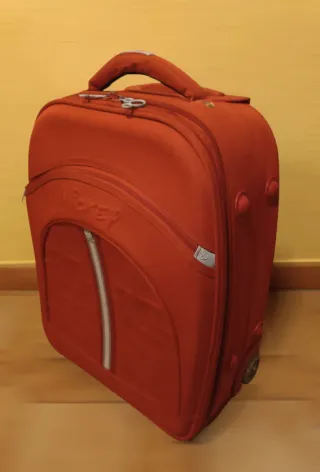 Maleta de viaje Mickey Mouse 10kg Disney Roja