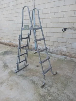 Escalera Piscina Plástico Gris