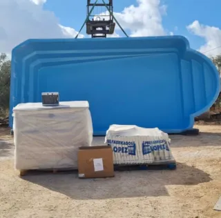 Piscina poliéster 7.50x3.50