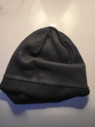 Cappello invernale in acrilico grigio