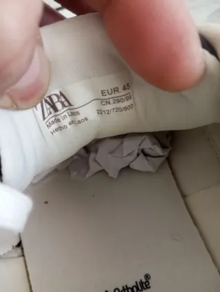 Zapatillas Zara Hombre Negras y Blancas