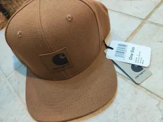 Gorra Carhartt plana marrón