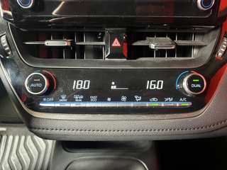 DESDE 264€ AL MES SIN ENTRADA TOYOTA COROLLA SEDAN