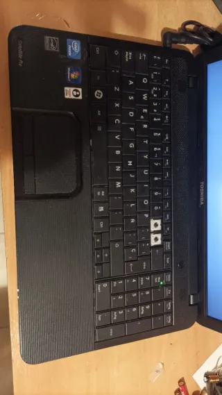 Portátil Toshiba Satellite Pro