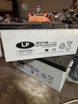 Baterías LP EV12-180 12V 180Ah (2 unidades)