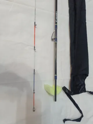 Caña de pesca, carrete y señuelos