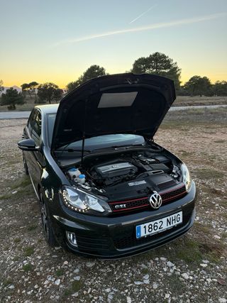 Volkswagen Golf GTI 2.0 TSI 211cv Manual
