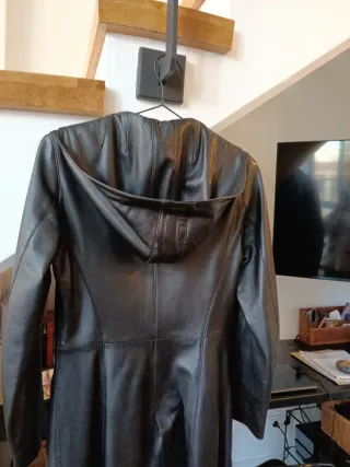 Abrigo de cuero Farrutx negro