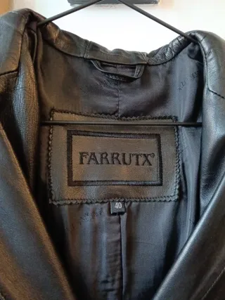 Abrigo de cuero Farrutx negro