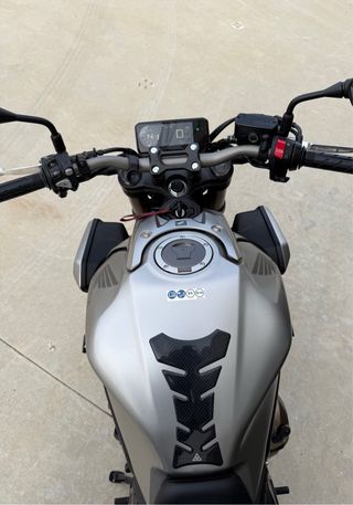 HONDA CB650R 2019