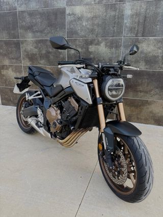 HONDA CB650R 2019