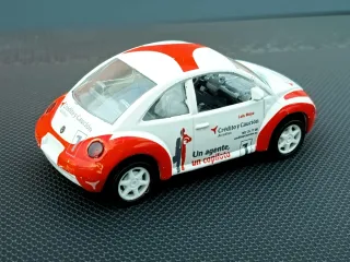 Coche Volkswagen Beetle a escala