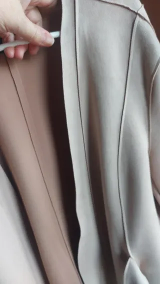 Chaqueta Zara ante beige