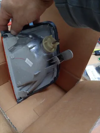 Piloto Delantero Derecho Mercedes W124