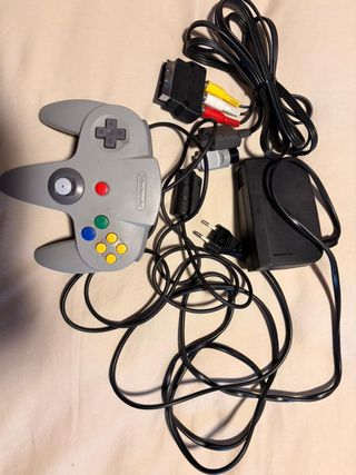 Nintendo 64 con 1 mando y 2 juegos