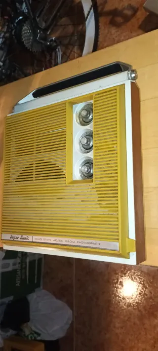 Giradischi portatile Super Sonic