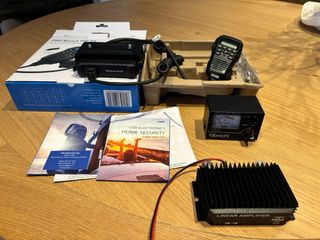 Equipo completo CB 27MHz en muy buen estado.