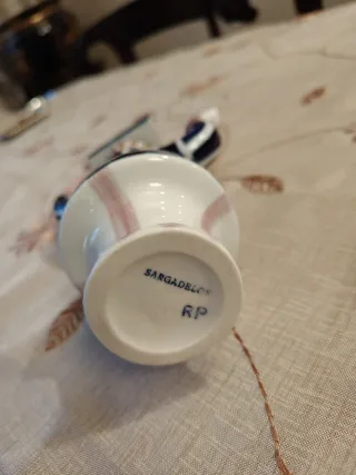 Figura Mujer máquina de coser Sargadelos