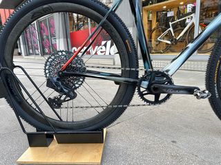 Vielo V+1 CHPT3 Talla M Limited Edition