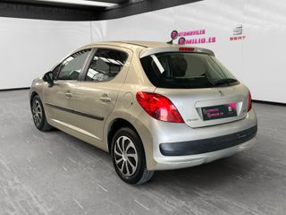 Peugeot 207  Sport 1.4 HDI 70