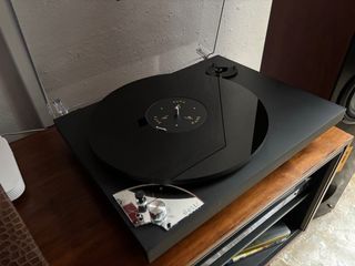 Funk Firm Gett: Giradischi Nero senza Braccio. Cambio