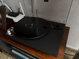 Funk Firm Gett: Giradischi Nero senza Braccio. Cambio