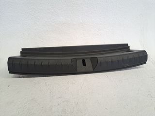 PLASTICO INTERIOR BMW 1 (F20) (6)