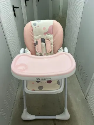 Trona Kinderkraft rosa em perfecto estado.