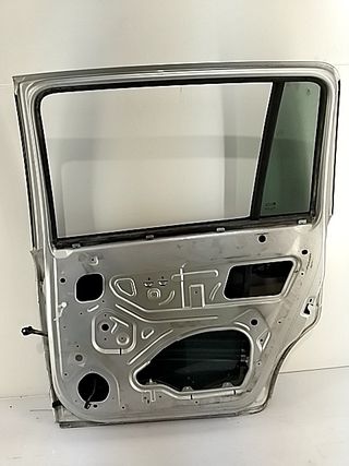 PUERTA TRASERA DERECHA OPEL ZAFIRA B (2)