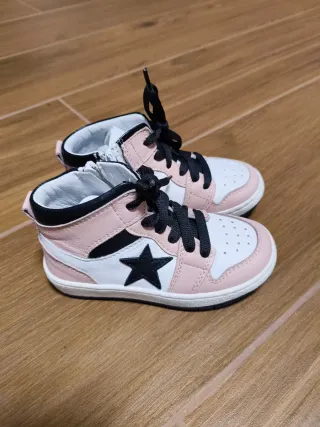 Scarpe bimba tipo converse taglia 24