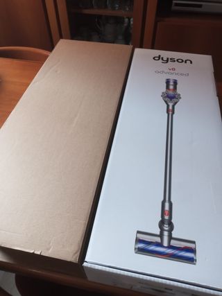 Dyson V8 Aspirapolvere Senza Filo Nuovo imballato