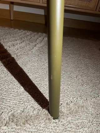 Mesa centro cristal y metal marrón