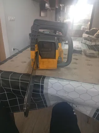 Motosierra Dinamak 37