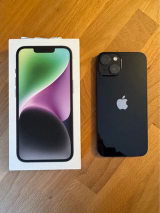 iPhone 14 256GB Navy con Accesorios