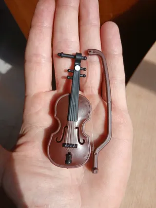 Mini violín con arco