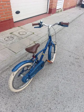 Bicicleta Btwin City 900 Blu