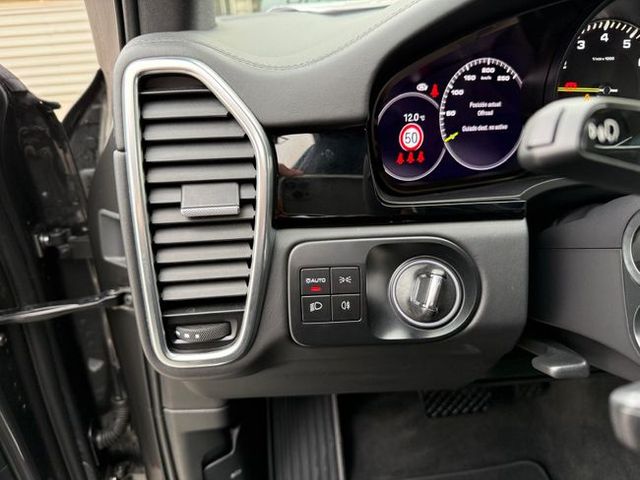 Porsche Cayenne E-Hybrid