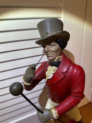 Statuina pubblicitaria Johnnie Walker