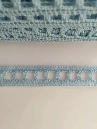 Pasacintas de encaje celeste