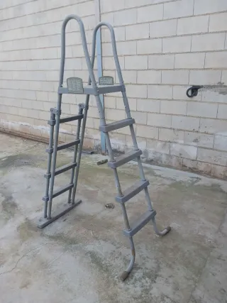 Escalera Piscina Gris Plástico