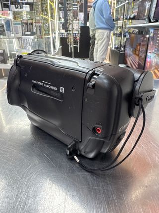 Videocámara 8mm Canon UC200